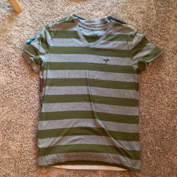 3 American Eagle Striped V-necks - Picture 4 of 4